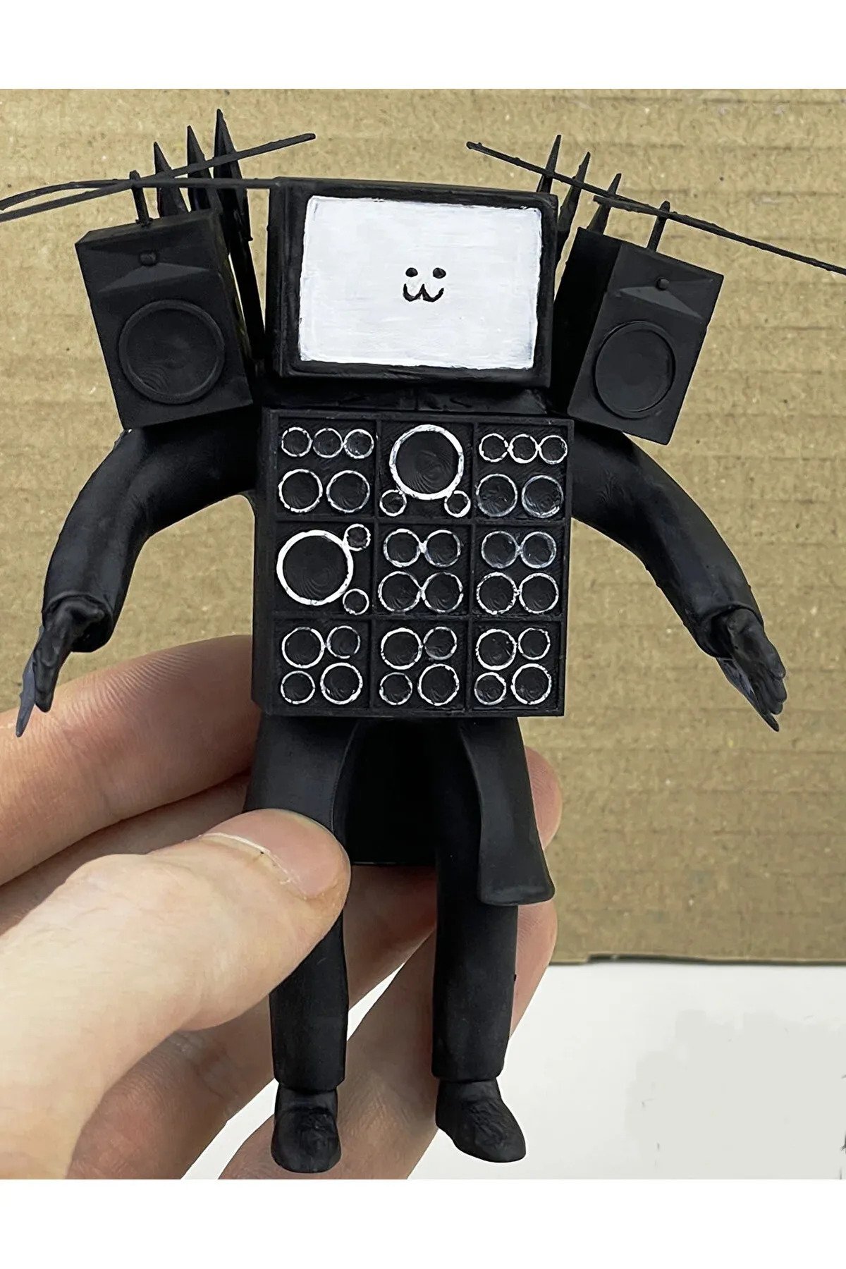 Skibidi Toilet - Şibili Tuvalet Titan Tv ManAnimasyon 3d Figür 20 cm Boyutunda - Görsel 2