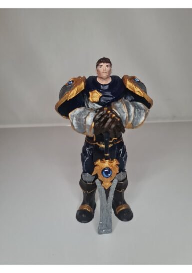 PT3D000026-Garen (League of Legends) Figürü 15 cm.