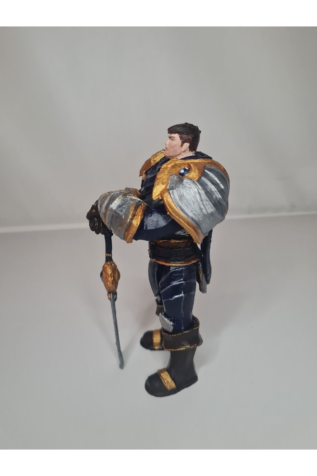 Garen (League of Legends) Figürü 15 cm. - Görsel 4