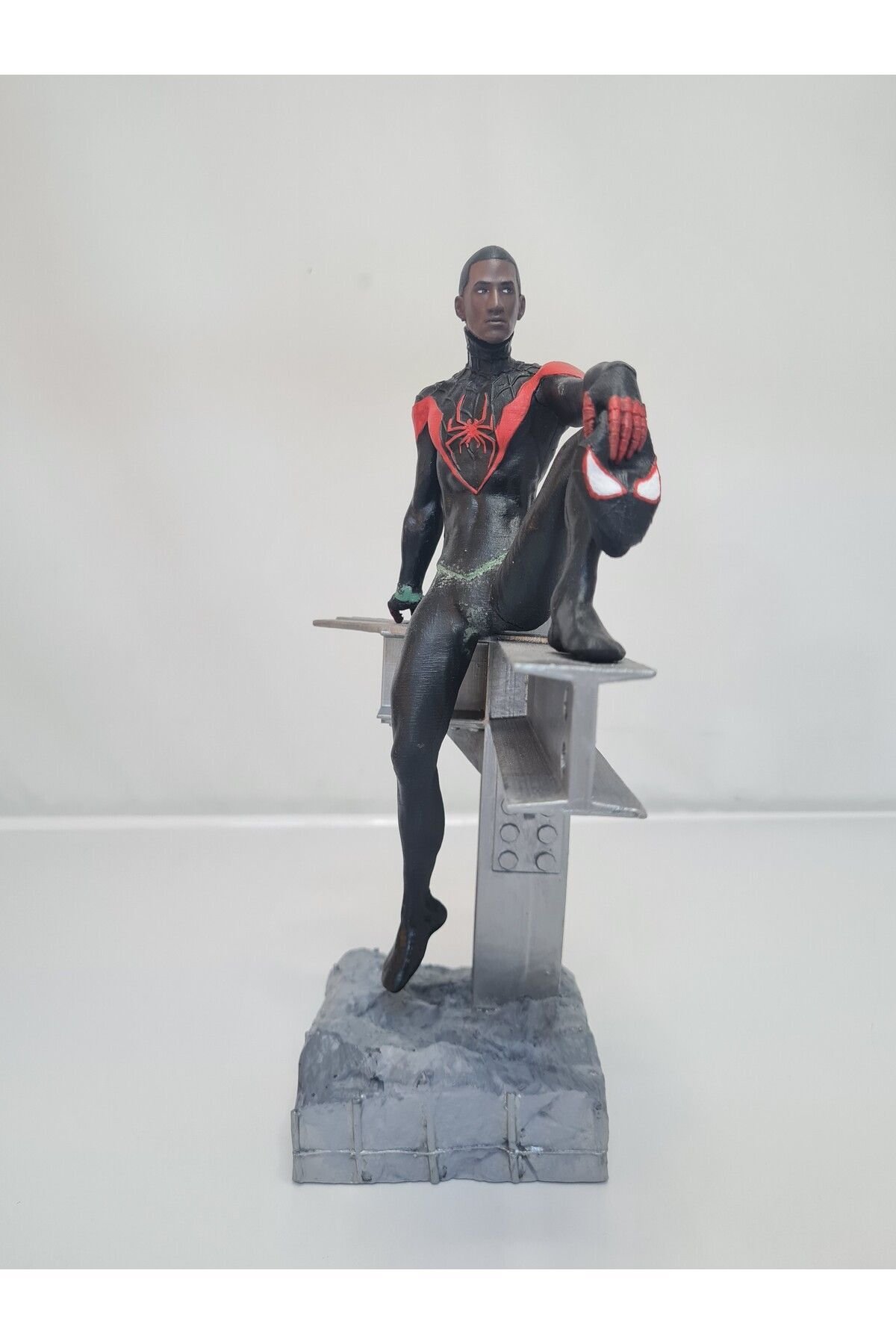 Örümcek Adam(MİLES MORALES) Figürü (28 CM) - Görsel 2