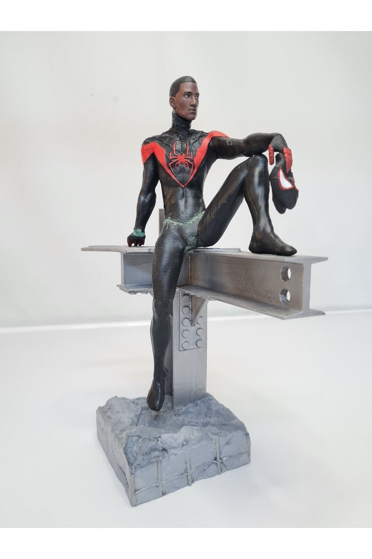 Örümcek Adam(MİLES MORALES) Figürü (28 CM) - Görsel 5