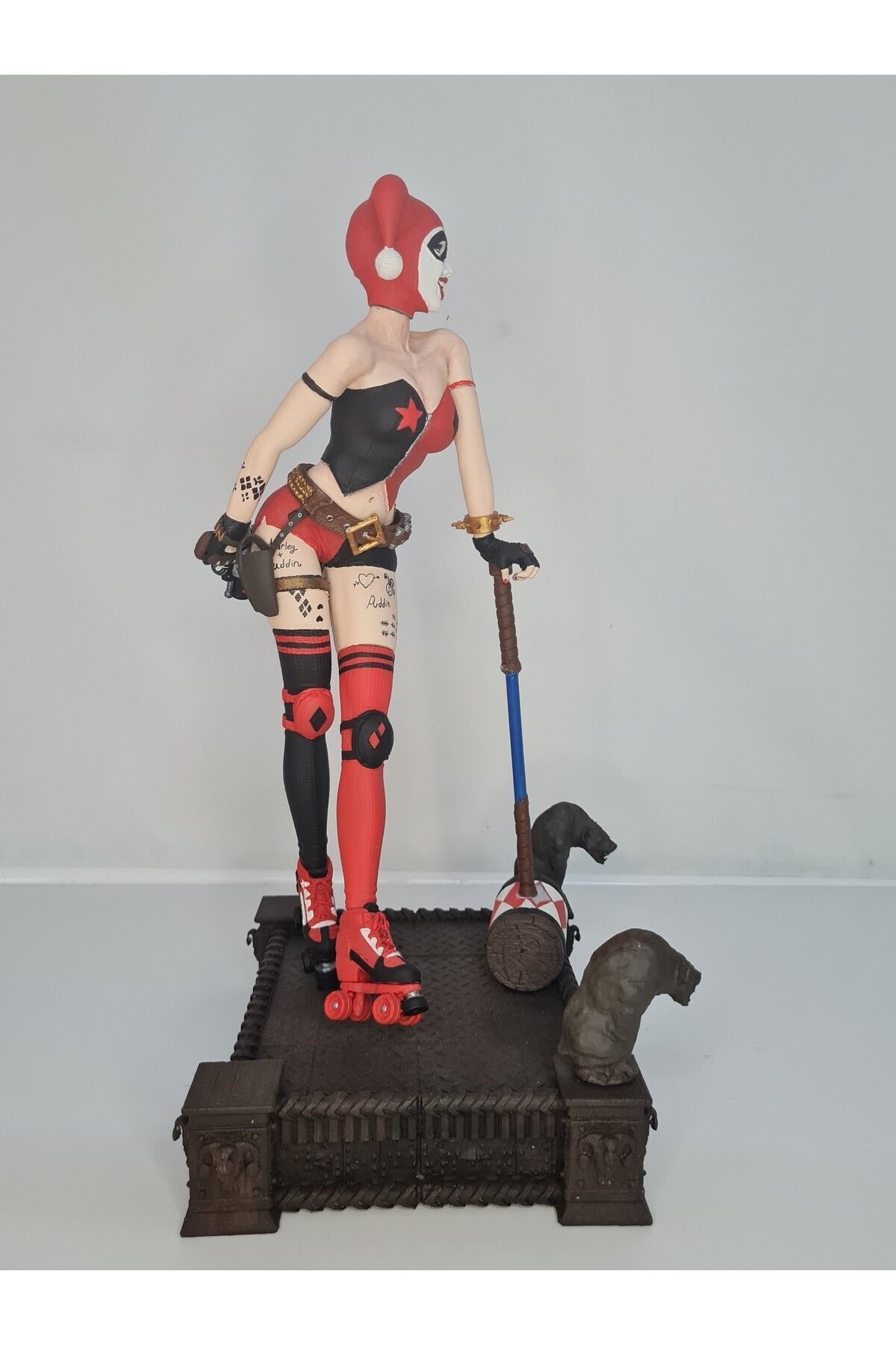 Harley Quinn(MASKELİ) Figürü (39 CM) - Görsel 5