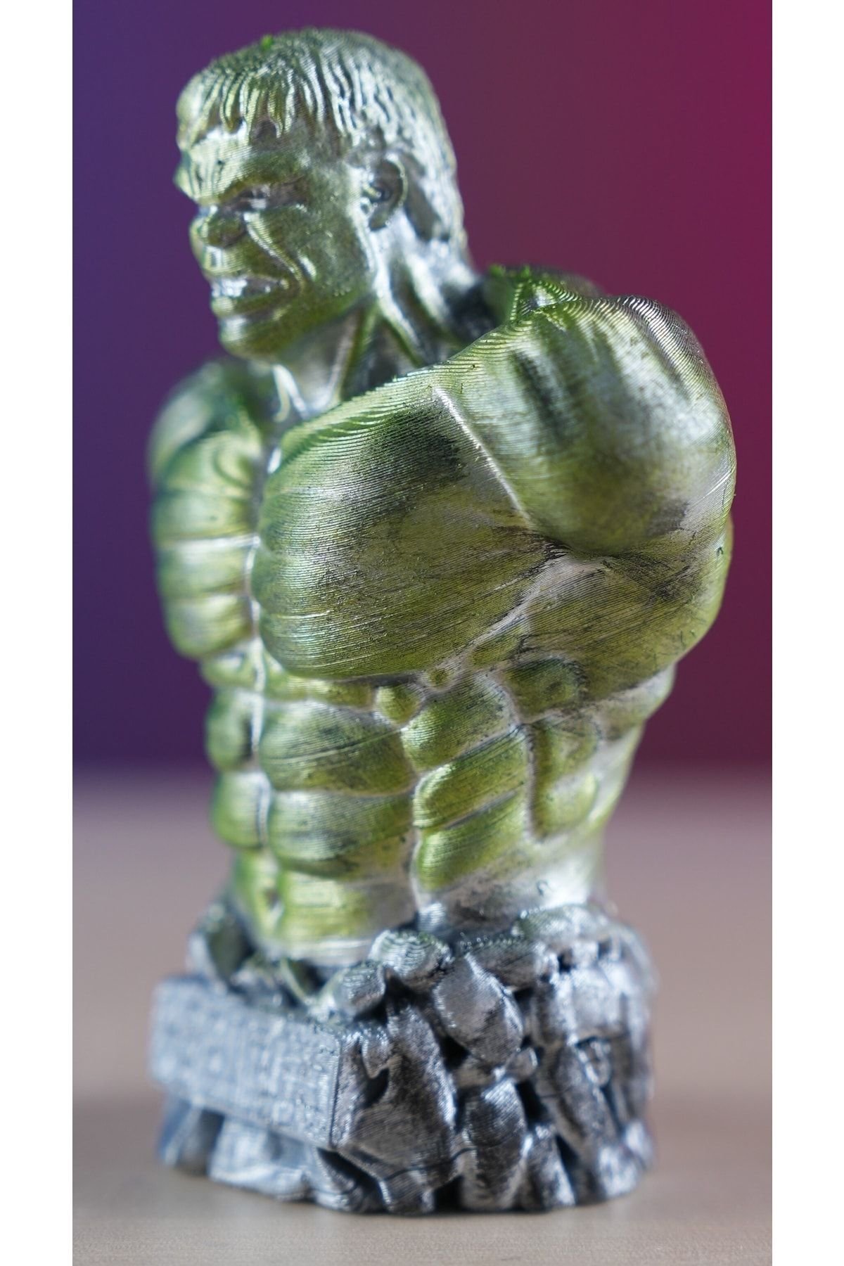Hulk Boyalı Büst / Figür - 15 Cm - Görsel 3