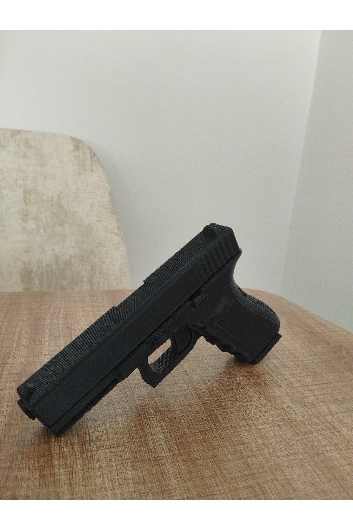 Glock-19 Gerçek Boy Plastik Maket - Görsel 3