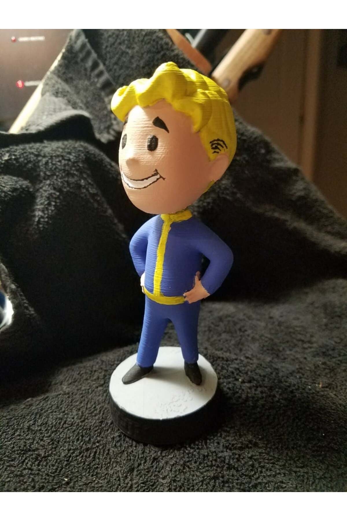 Fallout Vault Boy v2 Mini Figür 9CM - Görsel 4