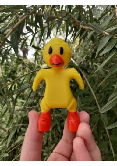 LZM9205PWLZN-Roblox Rainbow Friends Sarı Karakter Figür