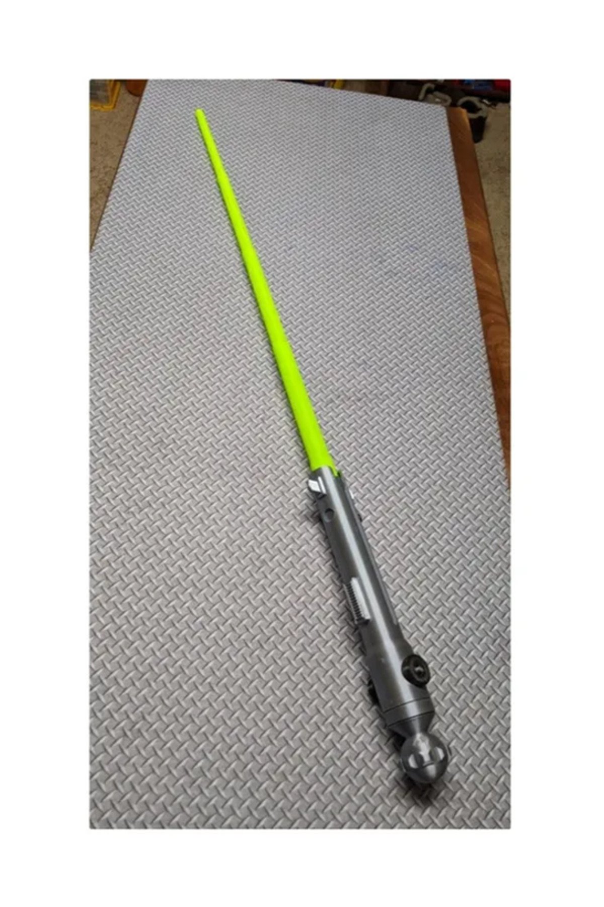 TNC3153STRSW-Ahsoka Star Wars Hareketli Açılıp Kapanabilen Işın Kılıcı (ışıksız)