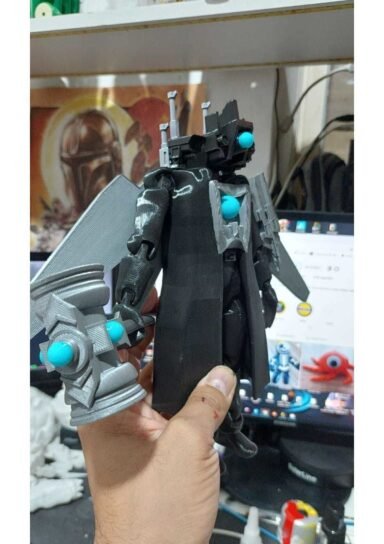 5901231230211-SKIBIDI TOILET TITAN CAMERAMAN V.2 - 17CM