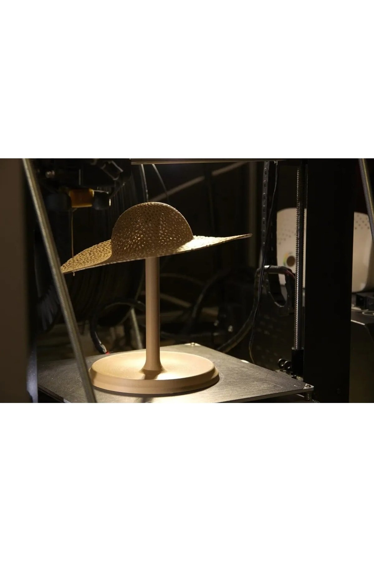 Gold Lüx Fötr Şapka Standı - Görsel 4